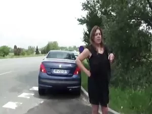 Tehetséges lány kell ...