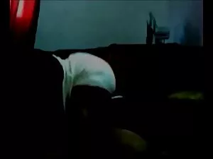 Ez a nagymama alig v ...